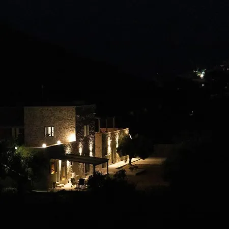 Enada & Olive Farm Country house