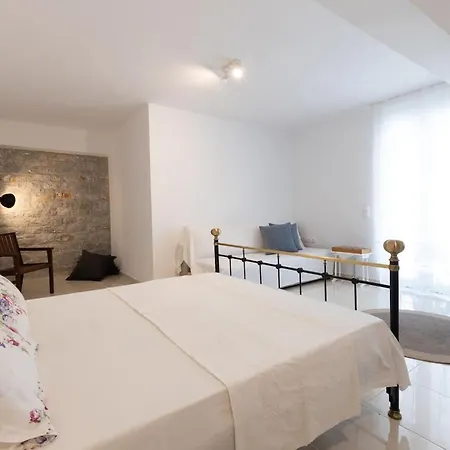 Enada & Olive Farm * Gythio