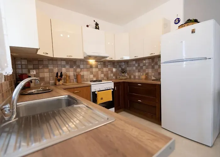 Enada Suite&olive Farm *