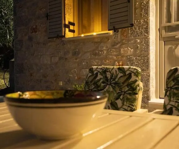 Enada Suite&olive Farm *