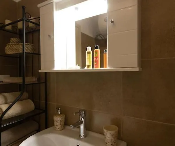 Enada Suite&olive Farm Casa rural Githio