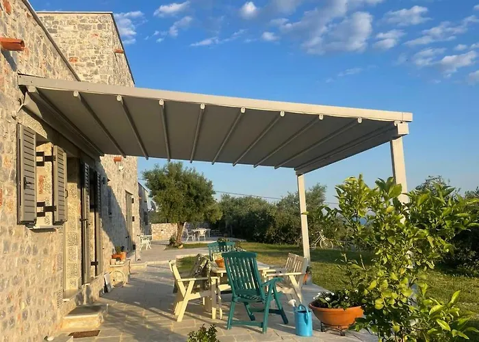 Enada Suite&olive Farm *